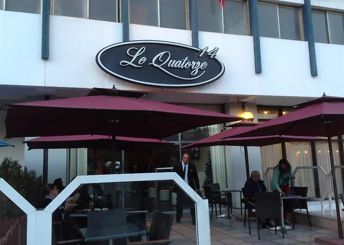 3 star hotel: El Hana International